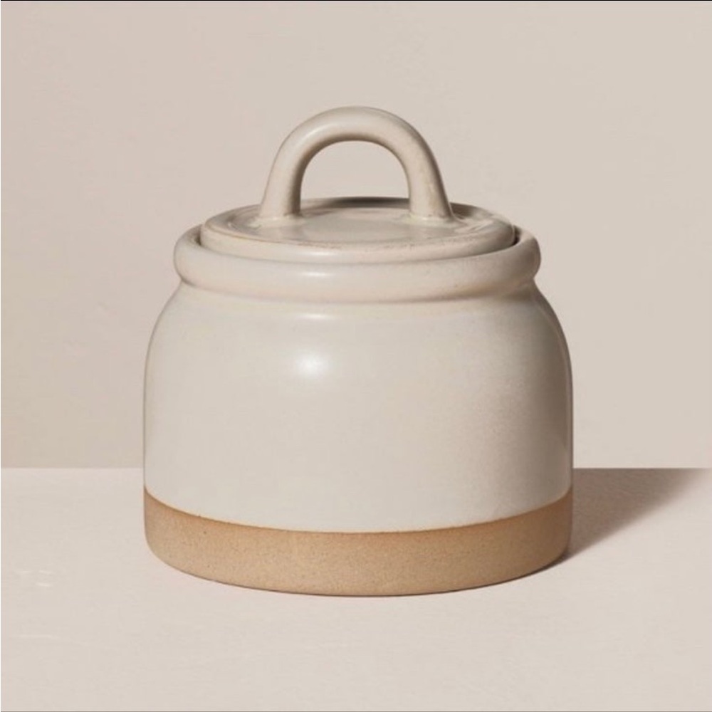 Hearth & Hand Magnolia 10 oz Stoneware
Crock Sugar Cellar Warm Gray Clay